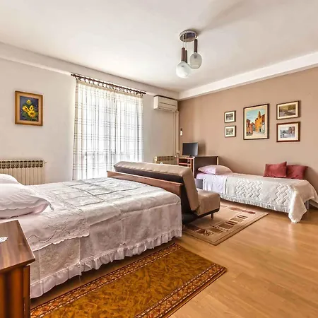 In - Istrien 9868 Apartment *